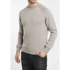 Round-neck Knitwear