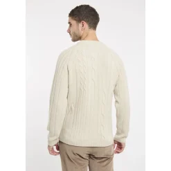 Round-neck Knit with Cable Stitch