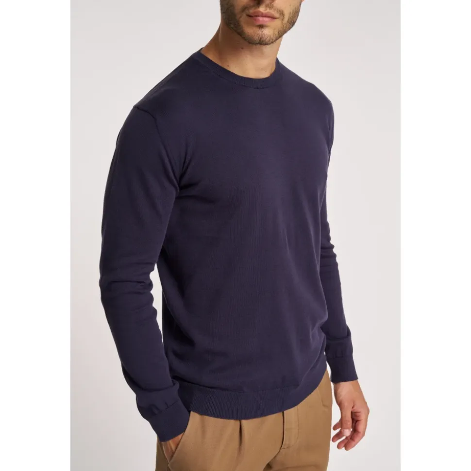 Round-neck Long-sleeve Knit