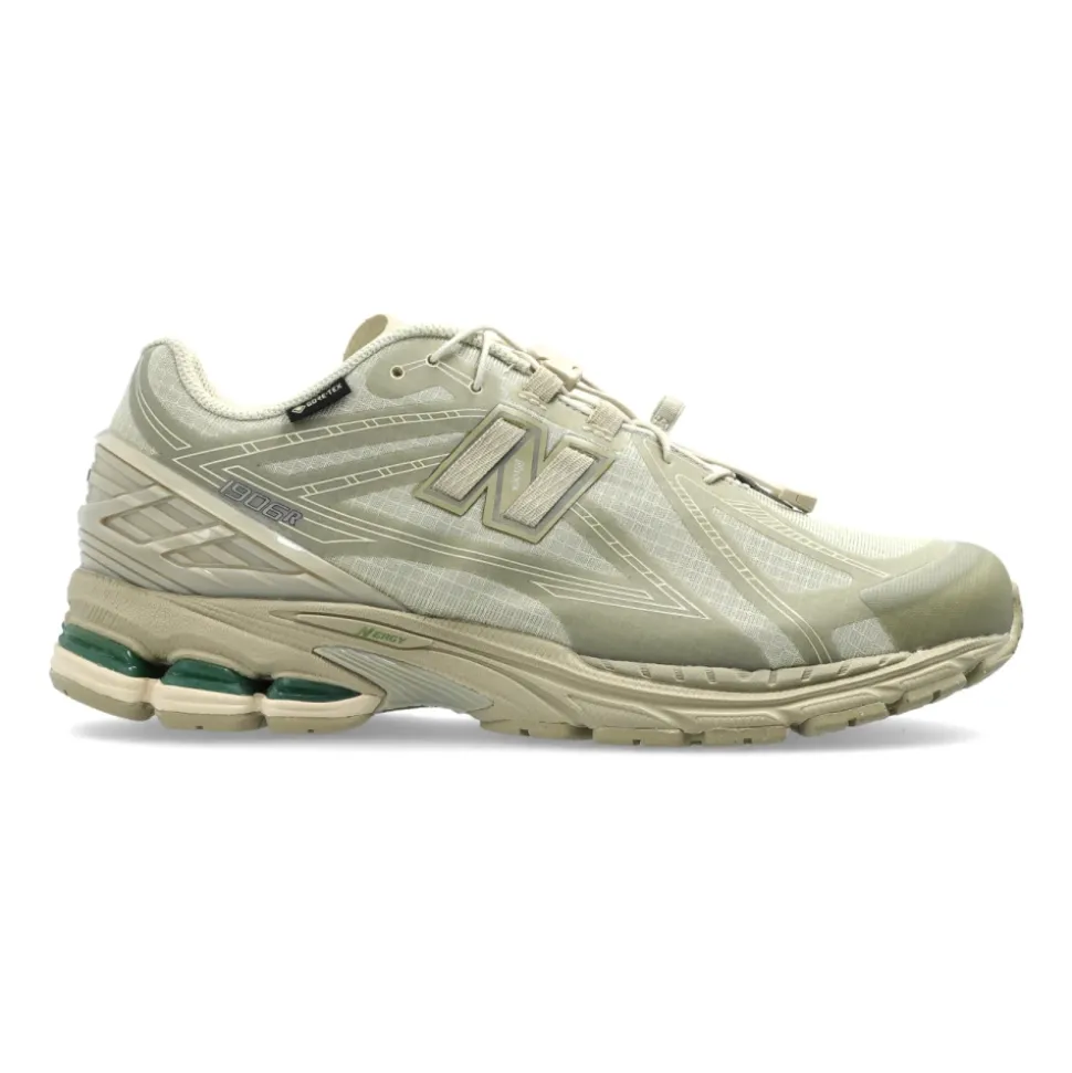 1906R Sports Shoes