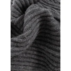 Scarf with logo