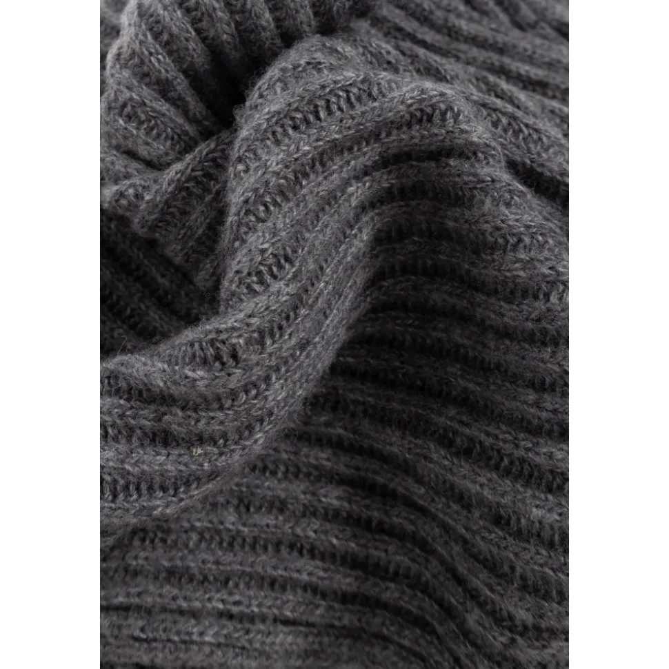 Scarf with logo