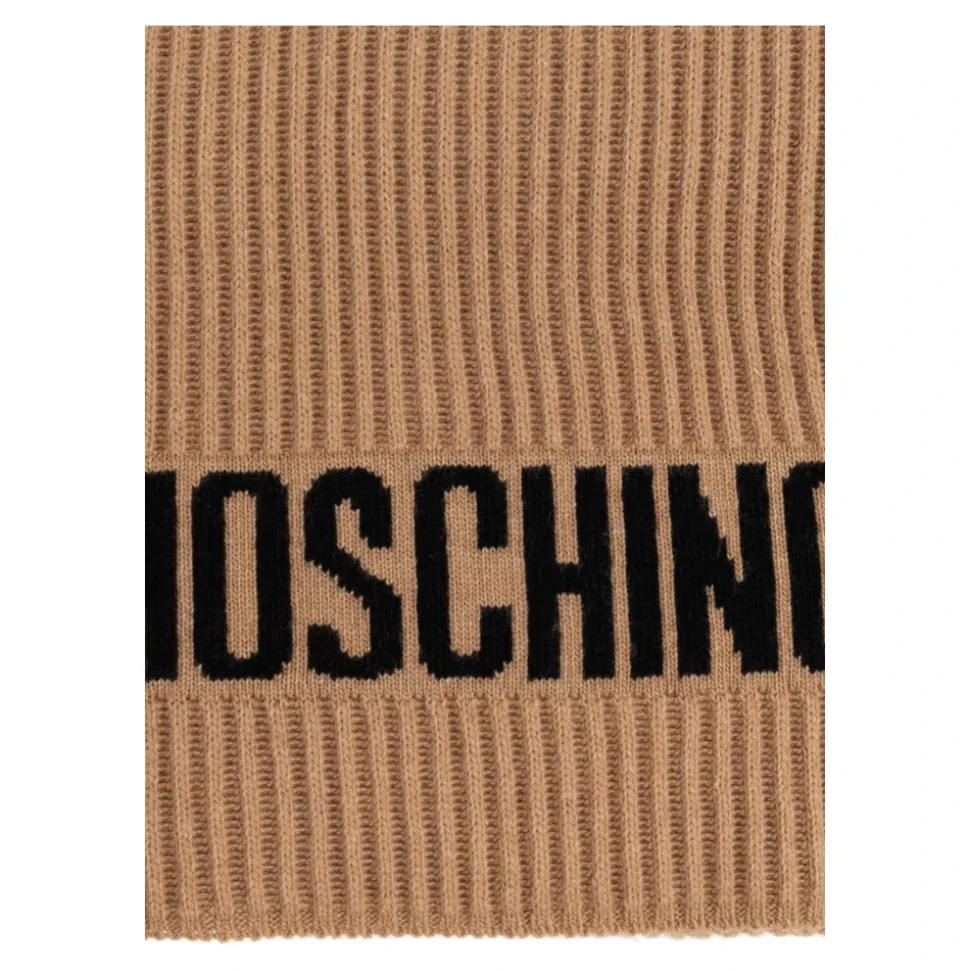 Scarf with logo