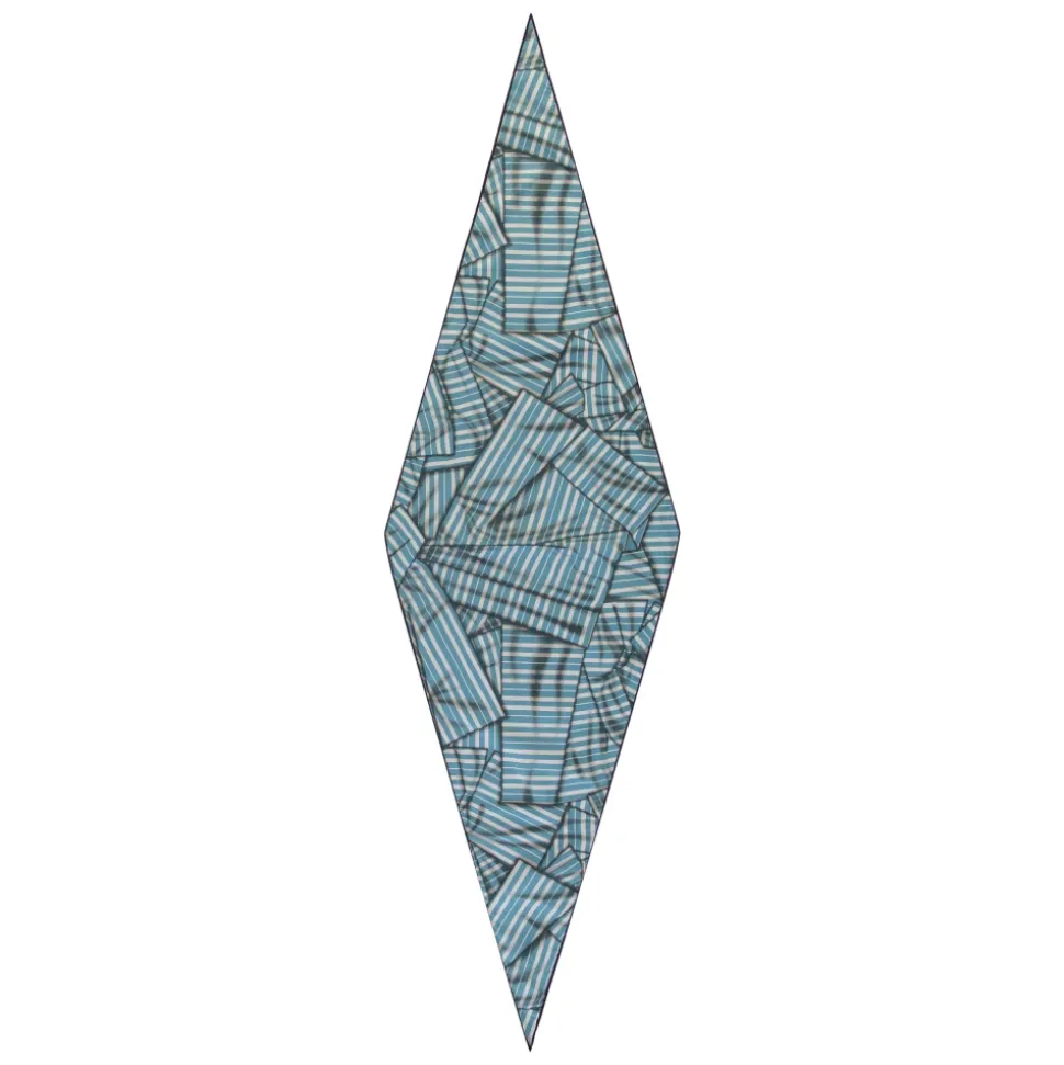 Scarf with pointed profile