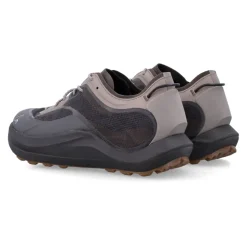 Sella Sneakers