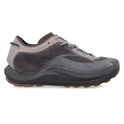 Sella Sneakers