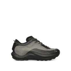 Sella Sneakers
