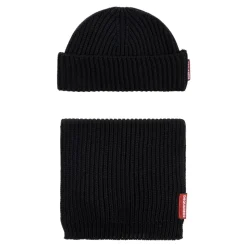 Set: hat and scarf