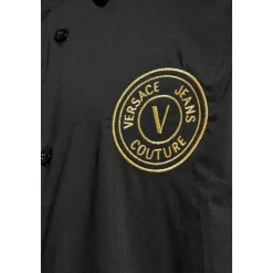 Shirt with embroidered logo