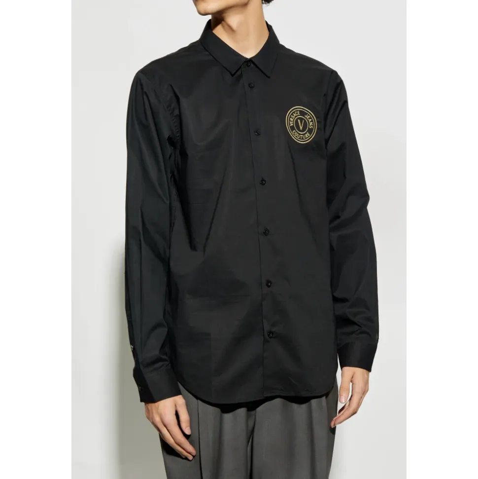Shirt with embroidered logo