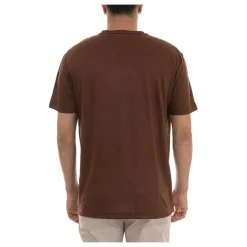 Short-sleeved round-necked T-shirt