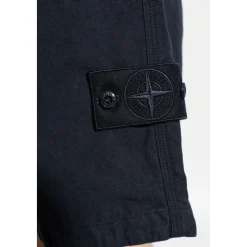Shorts with logo patch