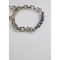 Silver Tone Chain Pearl Bracelet