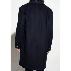 Single-breasted coat