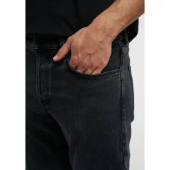 Slim-fit Jeans