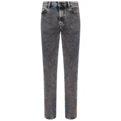 Slim Fit Jeans in Versatile Denim