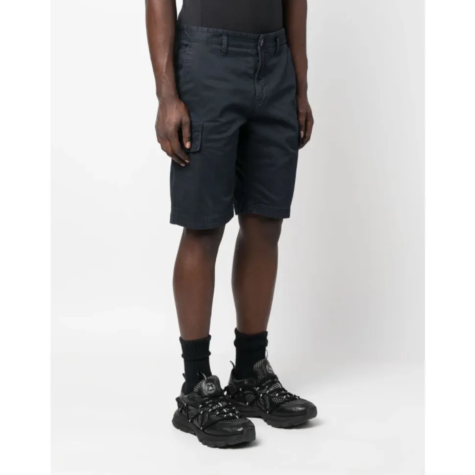 Slim-Fit OLD Effect Cargo Shorts