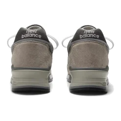 997 Sneaker