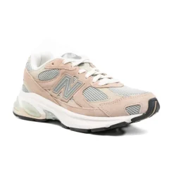 2010 Sneakers