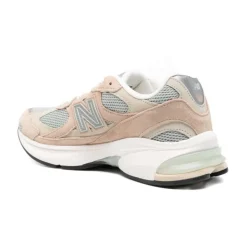 2010 Sneakers