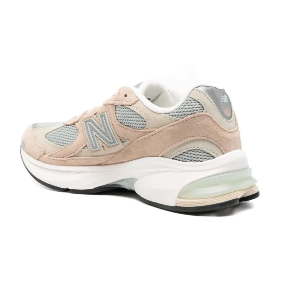 2010 Sneakers