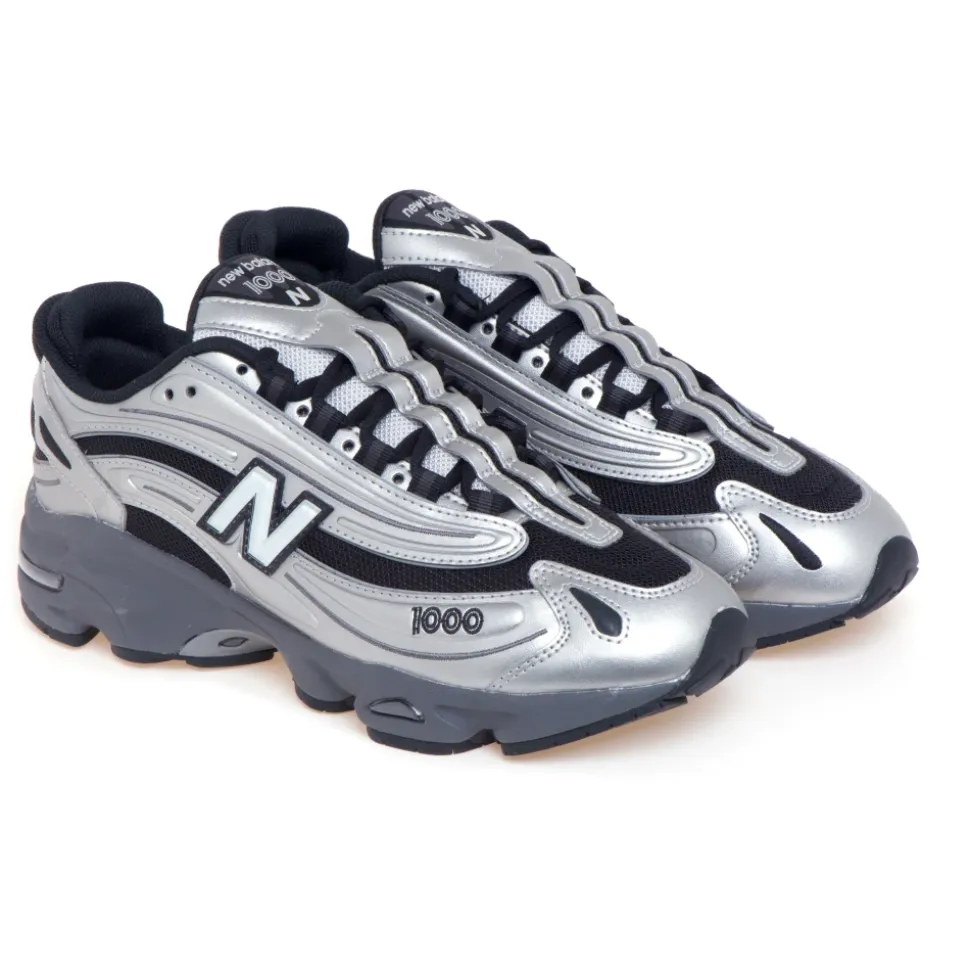 1000 Sneakers
