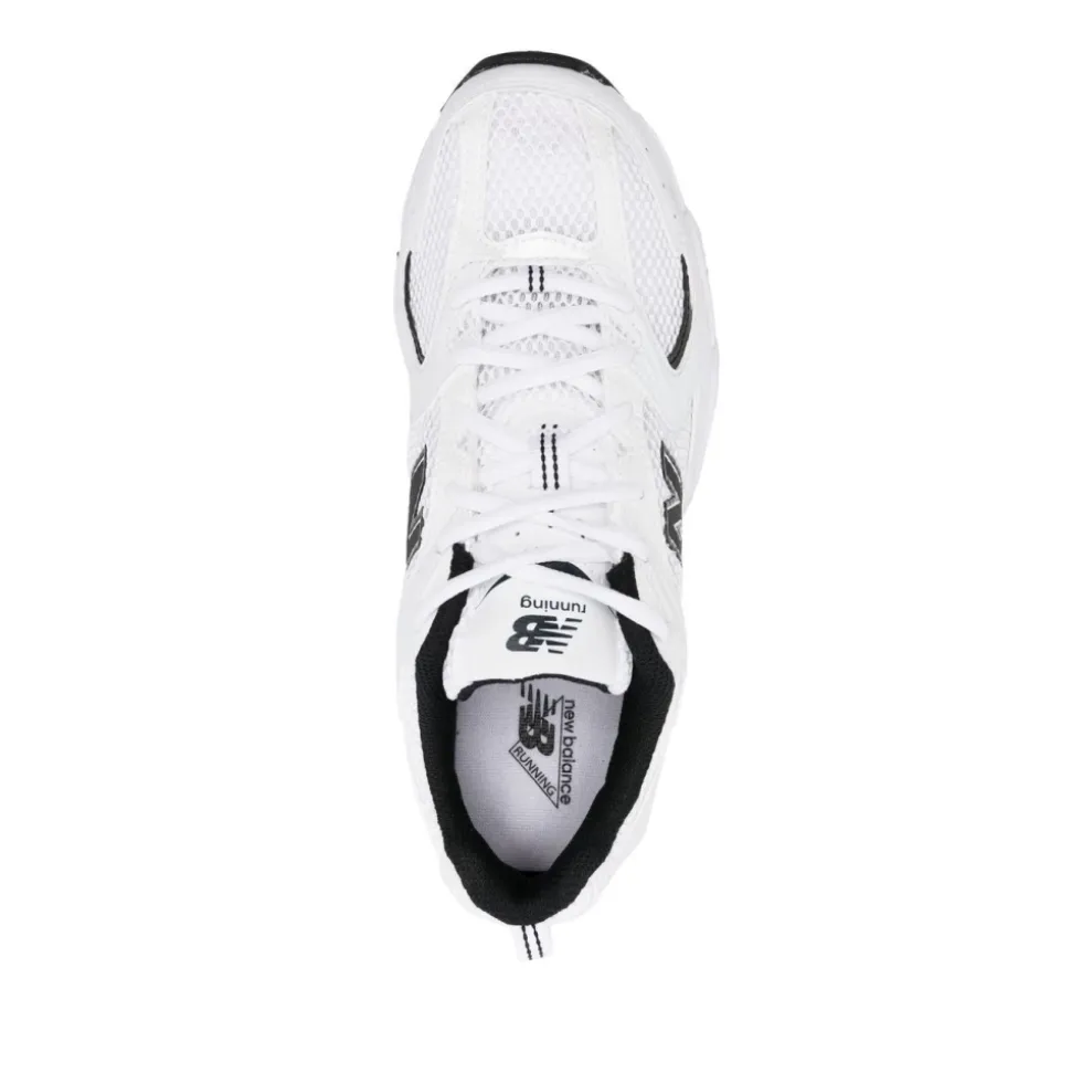 530 Sneakers