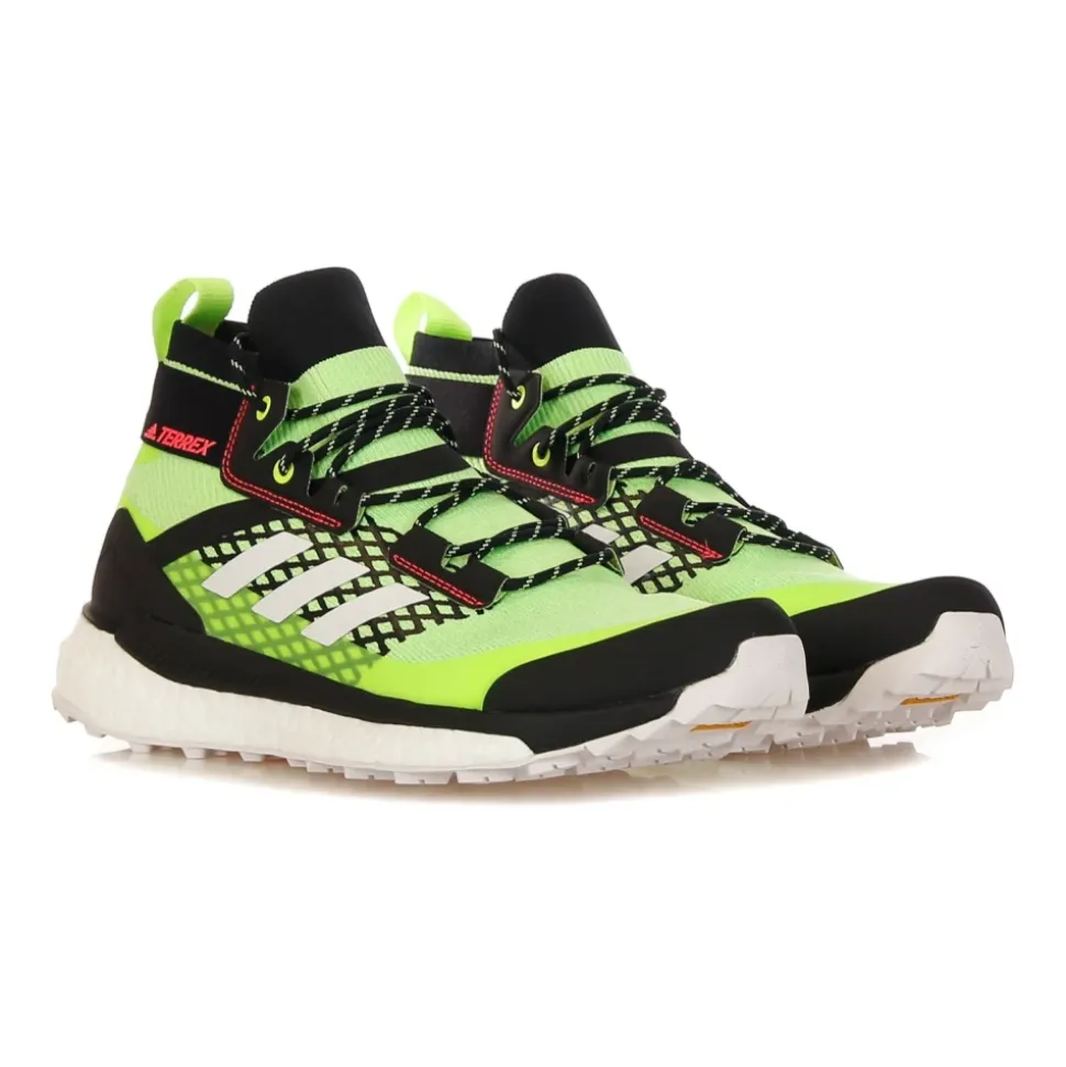 Sporty Low Sneakers
