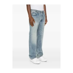 Straight Jeans