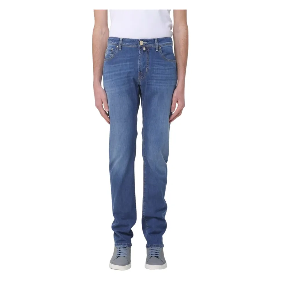 Straight Jeans