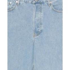Straight Jeans