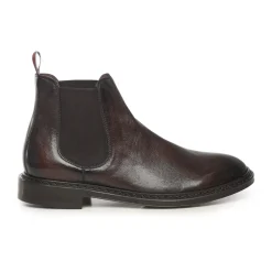 Stylish Boots with Italian Flair