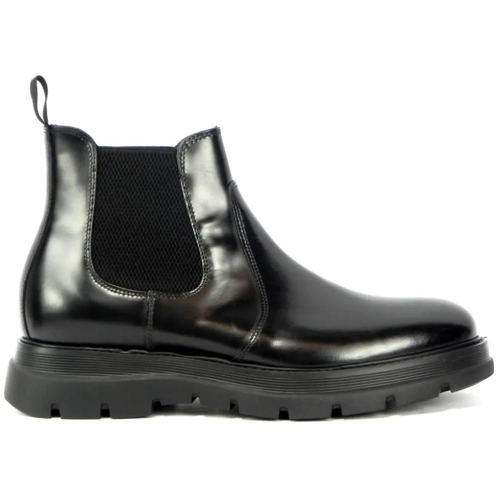 Stylish Chelsea Boots
