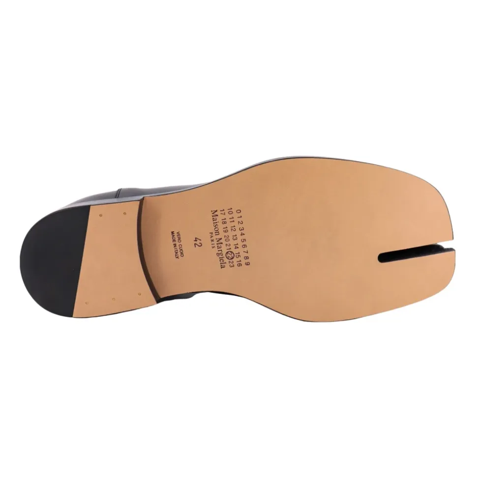 Stylish Leather Chelsea Boots