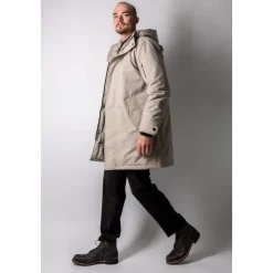 Stylish Parka Jacket for Outdoor Adventures