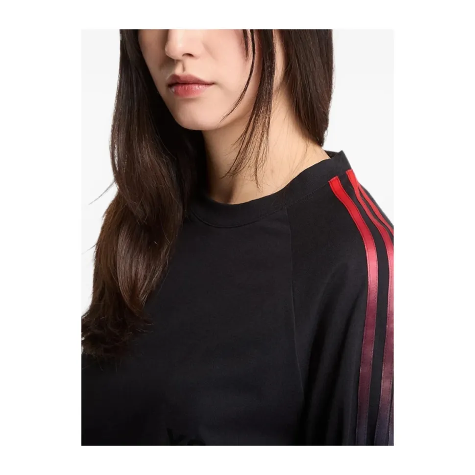 Sweater KQ8586