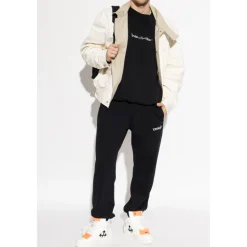 Sweatshirt with embroidered logo