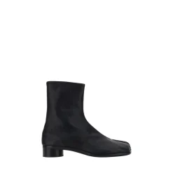 Tabi Boots with Slit Closure