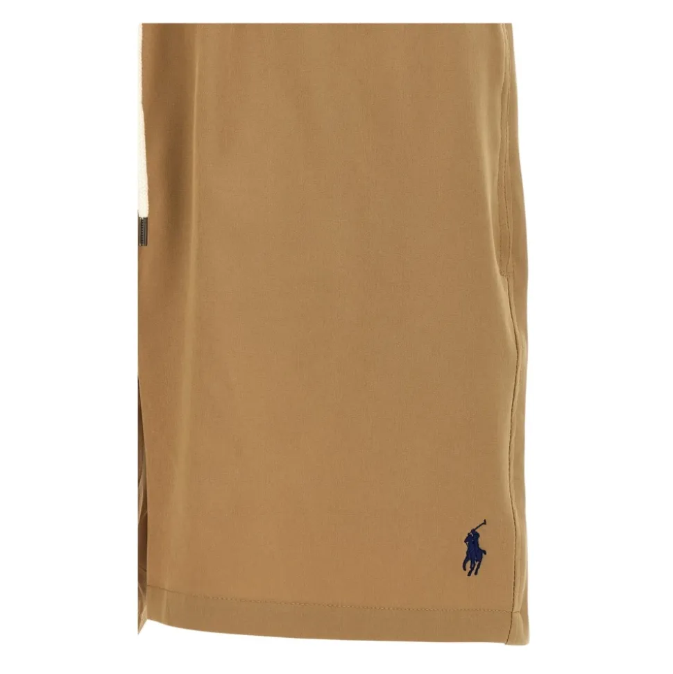 Traveler Short