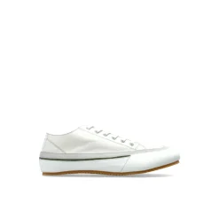 Traveller Canvas Sneakers