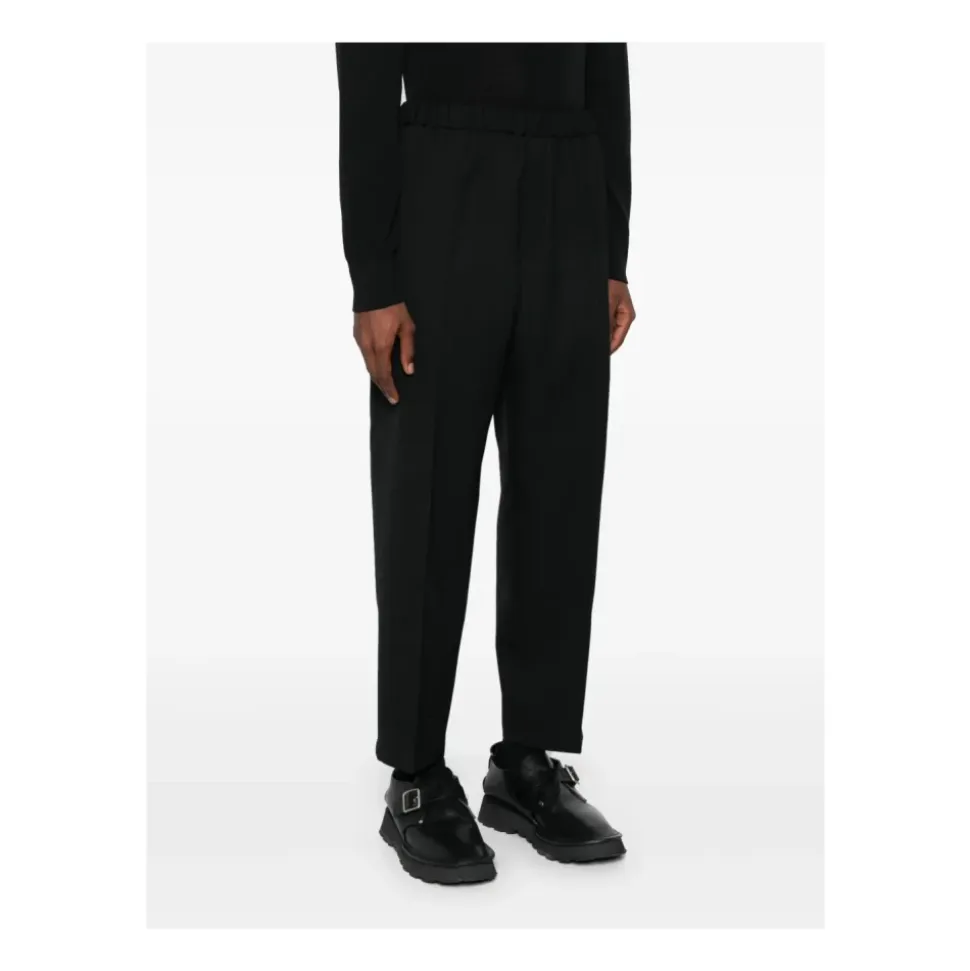 TROUSER D 09