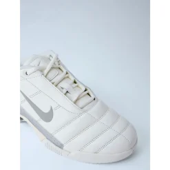T90 Shox Magia Sneakers