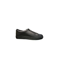Tumblet Sneaker