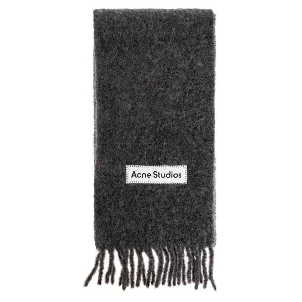 Two-tone wool scarf