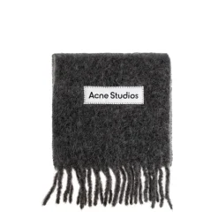 Two-tone wool scarf