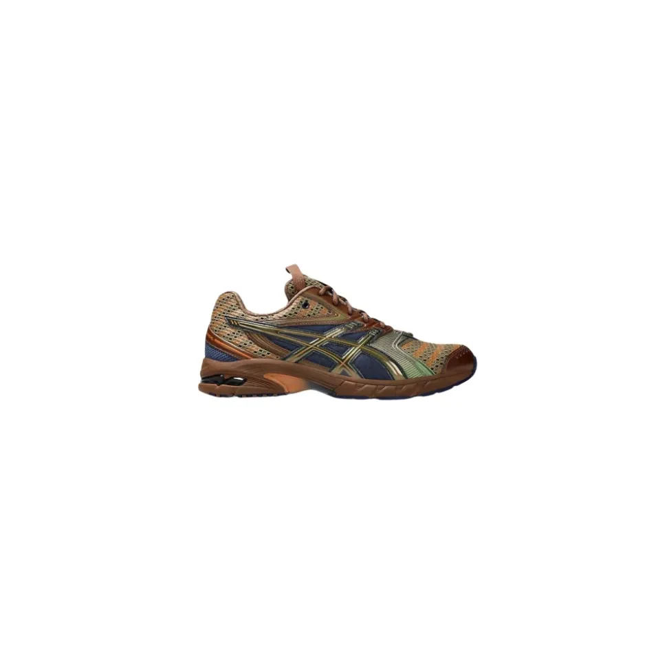 UB9-S GEL-DS Trainer 14