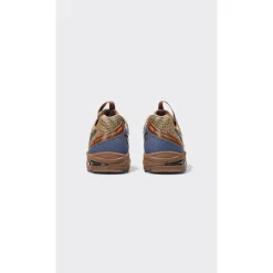 UB9-S GEL-DS Trainer 14