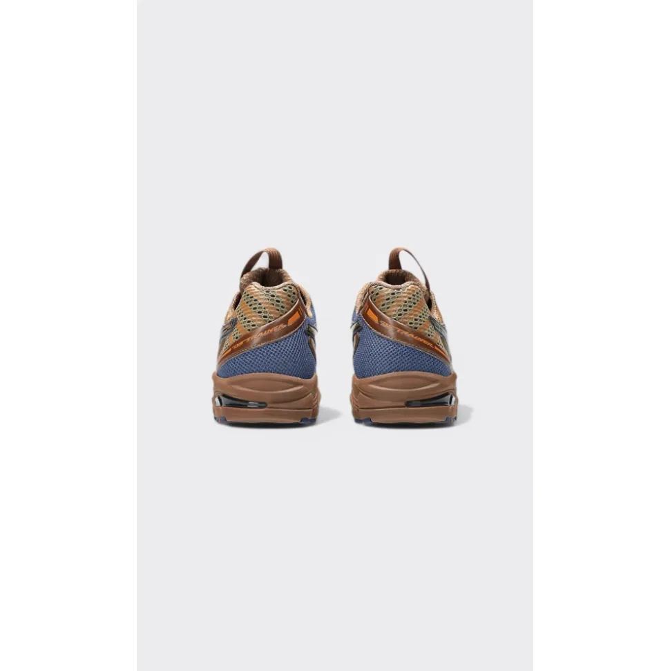UB9-S GEL-DS Trainer 14