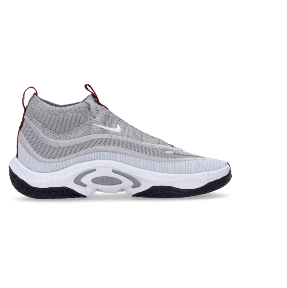Unity 3 Basketball Shoe