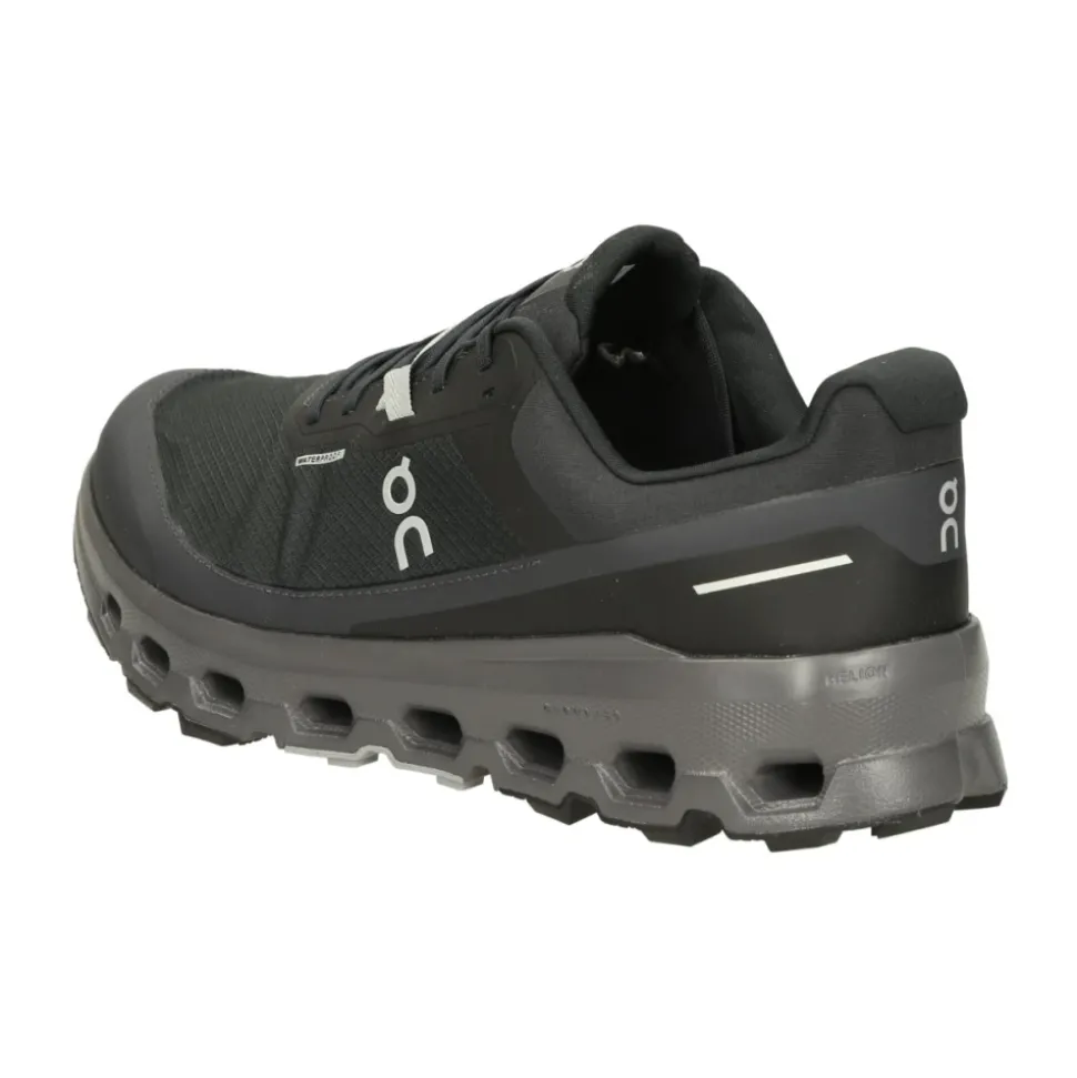 Versatile Trail Sneakers with Enhanced Cushioning